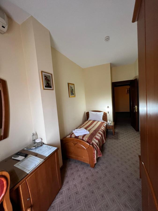 Hotel Horoscop Bukareszt Zewnętrze zdjęcie